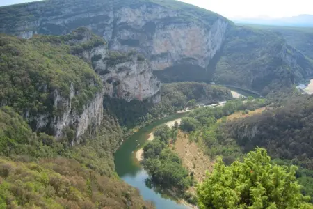 Villa Chassagnes, Maison de vacances tranquille aux Vans, Ardèche avec piscine - Photo 38