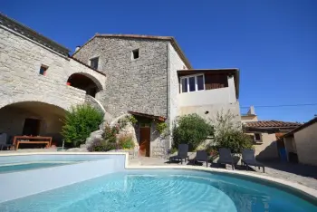 Maison à Lanas,Gite avec mezzanine FR-07200-16 N°517498