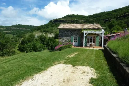 Gite - SAINT PONS, Belle maison de vacances à Saint-Pons près de la forêt - Photo 7