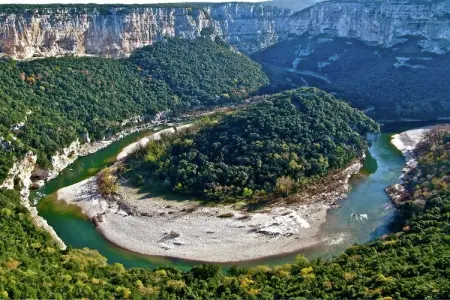Gite - SAINT PONS, Belle maison de vacances à Saint-Pons près de la forêt - Photo 24