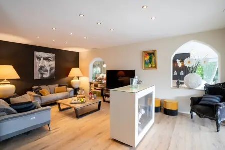 Narbonne, Villa confortable à Narbonne avec piscine privée et jacuzzi - Photo 1