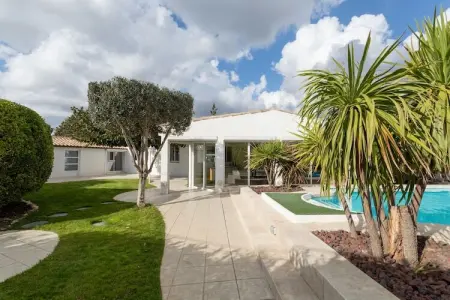 Narbonne, Villa confortable à Narbonne avec piscine privée et jacuzzi - Photo 9