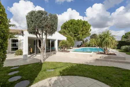 Narbonne, Villa confortable à Narbonne avec piscine privée et jacuzzi - Photo 10
