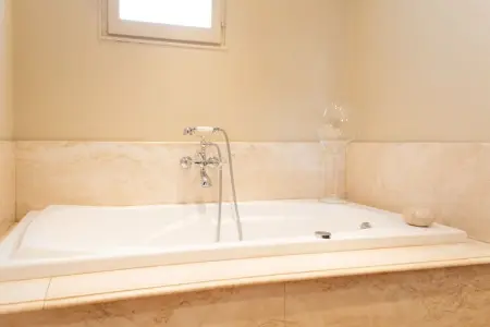 Narbonne, Villa confortable à Narbonne avec piscine privée et jacuzzi - Photo 29