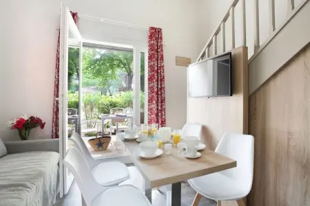 Le village Camarguais Les Gardians 4, Belle maison de vacances avec climatisation en Camargue - Photo 2