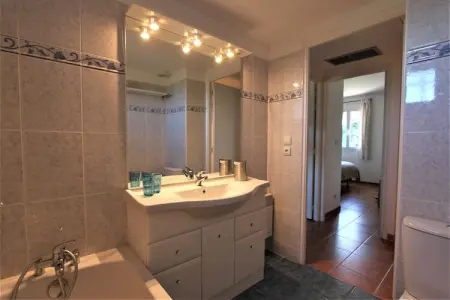 maison la prairie, Maison de vacances cosy avec piscine à Arles - Photo 12