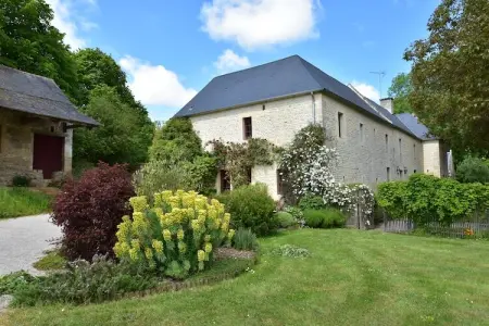 Gite de Luxe 6 pers Domaine Château, Demeure de luxe en Normandie avec jardin - Photo 7