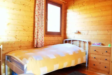 Chalet -   BEAULIEU  Nr 6, Joli chalet à Beaulieu, France, avec piscine privée - Photo 11