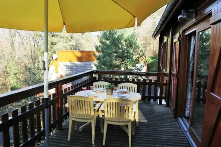 Chalet -   BEAULIEU  Nr 6, Joli chalet à Beaulieu, France, avec piscine privée - Photo 15