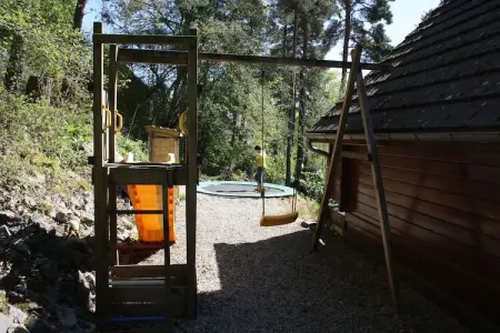 Chalet -   BEAULIEU  Nr 6, Joli chalet à Beaulieu, France, avec piscine privée - Photo 21