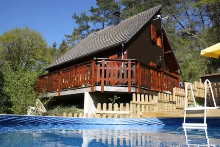 Chalet -   BEAULIEU  Nr 6, Joli chalet à Beaulieu, France, avec piscine privée - Photo 23