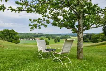 Le domaine d'Hypolite, Belle demeure en pierre avec jacuzzi, sauna et piscine dans le Cantal. - Photo 19