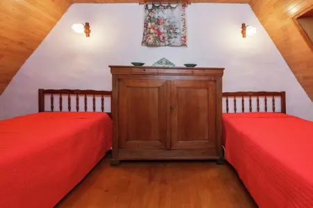 Authentique maison auvergnate, Maison de vacances de caractère avec terrasse en Auvergne - Photo 9