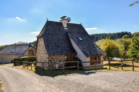 Authentique maison auvergnate, Maison de vacances de caractère avec terrasse en Auvergne - Photo 14