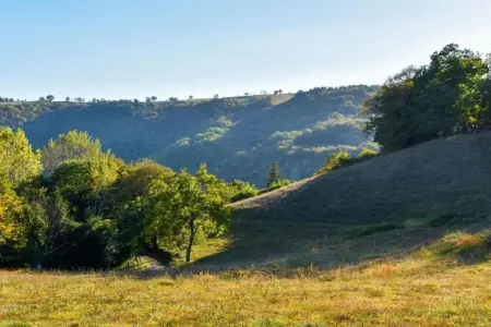 Authentique maison auvergnate, Maison de vacances de caractère avec terrasse en Auvergne - Photo 26
