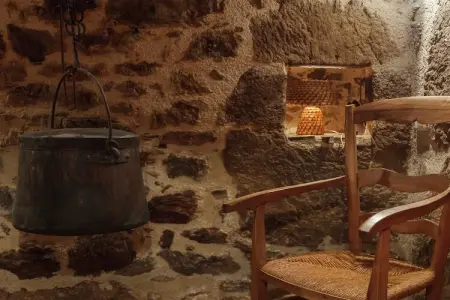 Authentique maison auvergnate, Maison de vacances de caractère avec terrasse en Auvergne - Photo 37