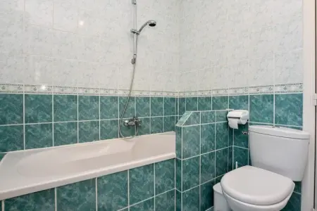 Maison de vacances - Sénezergues, Maison de vacances confortable avec jardin à Sénezergues - Photo 14