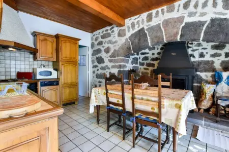 Maison près des volcans d'Auvergne, Maison de vacances spacieuse près des volcans d'Auvergne - Photo 12