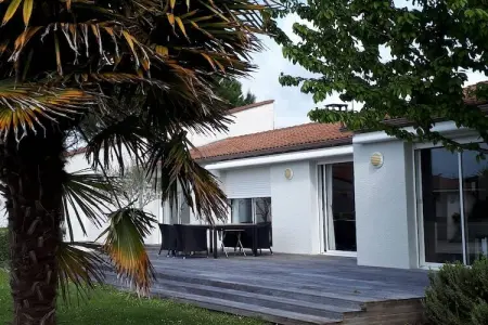 Villa Petite Champagne, Villa moderne avec piscine privée en Poitou-Charentes - Photo 5