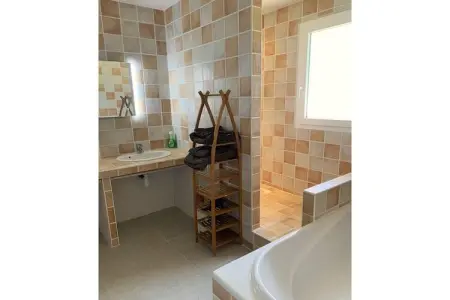 Villa Petite Champagne, Villa moderne avec piscine privée en Poitou-Charentes - Photo 16