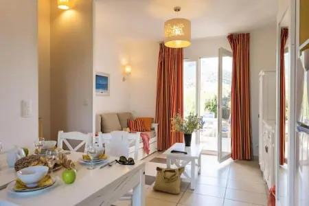 Résidence-Club les Villas Bel Godère 1, Maison de vacances d'été cosy dans le nord de la Corse - Photo 11