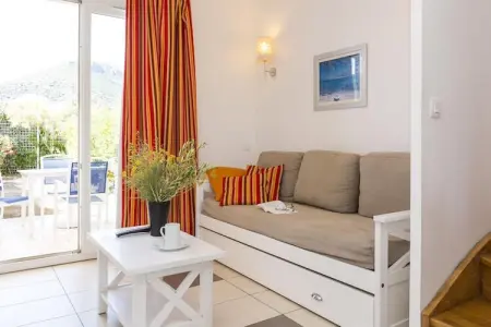 Résidence-Club les Villas Bel Godère 2, Maison de vacances d'été cosy dans le nord de la Corse - Photo 1