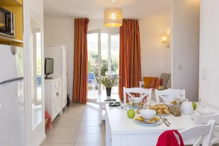 Résidence-Club les Villas Bel Godère 2, Maison de vacances d'été cosy dans le nord de la Corse - Photo 10