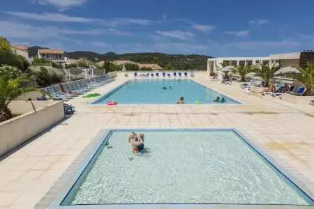 Résidence-Club les Villas Bel Godère 3, Maison de vacances d'été cosy dans le nord de la Corse - Photo 4