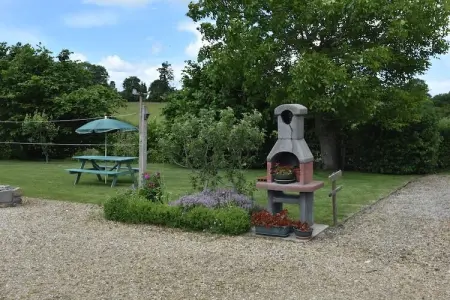 Villa des Prés, Maison de vacances de bon goût à Plouvara avec Jardin - Photo 19