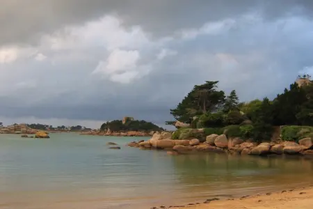 Villa des Prés, Maison de vacances de bon goût à Plouvara avec Jardin - Photo 24