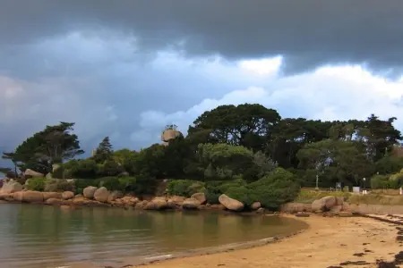 Villa des Prés, Maison de vacances de bon goût à Plouvara avec Jardin - Photo 26