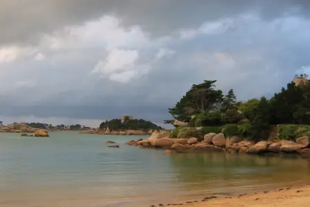 Villa des Prés, Maison de vacances de bon goût à Plouvara avec Jardin - Photo 29