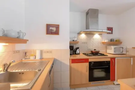 Jolie maison en pays de Rance, Maison de vacances spacieuse à Lanrelas avec jardin - Photo 14