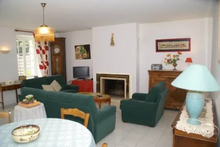 Jolie maison en pays de Rance, Maison de vacances spacieuse à Lanrelas avec jardin - Photo 18