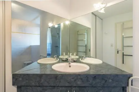 Jolie maison en pays de Rance, Maison de vacances spacieuse à Lanrelas avec jardin - Photo 19