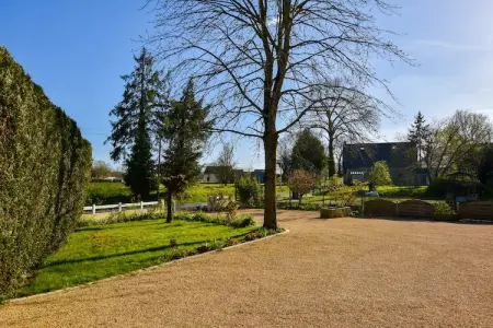 Jolie maison en pays de Rance, Maison de vacances spacieuse à Lanrelas avec jardin - Photo 24