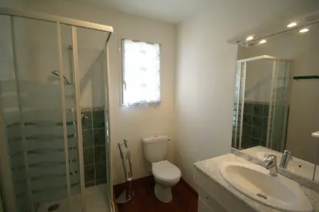 Maison de vacances A, Maison de vacances confortable jumelée à 700 m de la plage en Bretagne - Photo 12