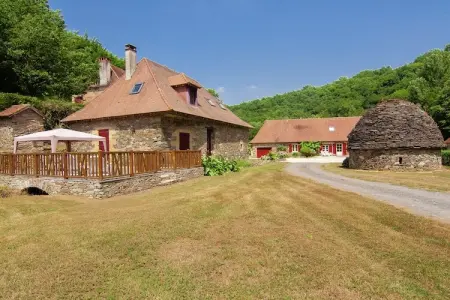 Moulin du Bouc, Maison de vacances près rivière avec piscine (12x6) Saint-Médard-d'Excideuil - Photo 3