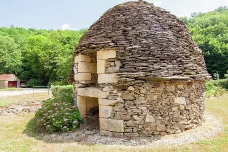 Moulin du Bouc, Maison de vacances près rivière avec piscine (12x6) Saint-Médard-d'Excideuil - Photo 34