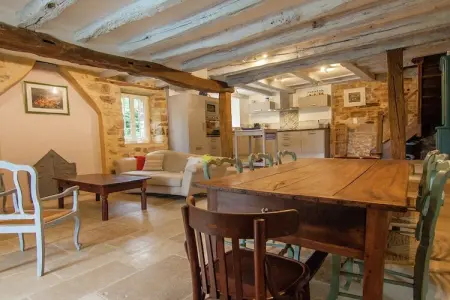 Circaud, Maison de vacances pittoresque à Grives avec piscine - Photo 2