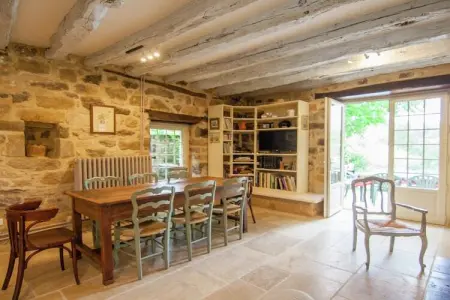 Circaud, Maison de vacances pittoresque à Grives avec piscine - Photo 11