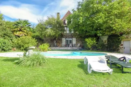 Circaud, Maison de vacances pittoresque à Grives avec piscine - Photo 29