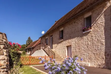 Marie-Rose, Belle maison de vacances près d'un grand lac récréatif et près de la forêt. - Photo 27