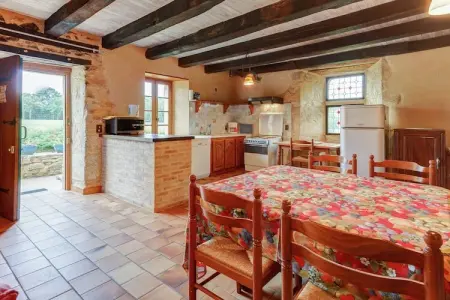 Maison de vacances Besse Le Moulinal Bas, Maison de vacances paisible à Besse avec piscine - Photo 3