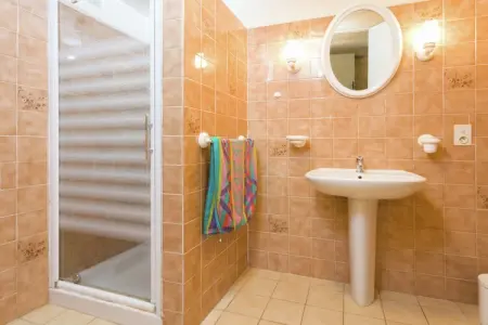 Maison de vacances Besse Le Moulinal Bas, Maison de vacances paisible à Besse avec piscine - Photo 5