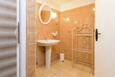 Maison de vacances Besse Le Moulinal Bas, Maison de vacances paisible à Besse avec piscine - Photo 18