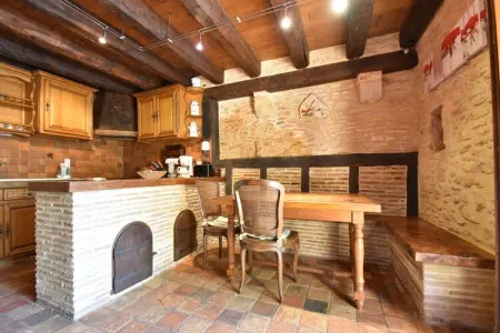 Maison de vacances Besse Micouleaud, Maison de vacances moderne à Besse avec piscine - Photo 15