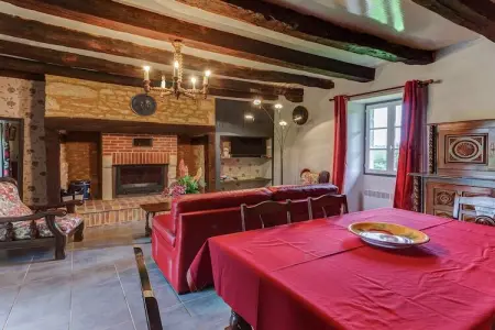 Maison de vacances Le Moulinal Haut, Maison de vacances confortable à Besse avec piscine - Photo 10