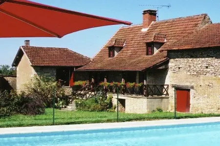 Maison de vacances Le Moulinal Haut, Maison de vacances confortable à Besse avec piscine - Photo 13