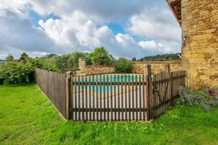 Maison fabuleuse, Maison de vacances vintage avec piscine privée à Loubejac - Photo 8